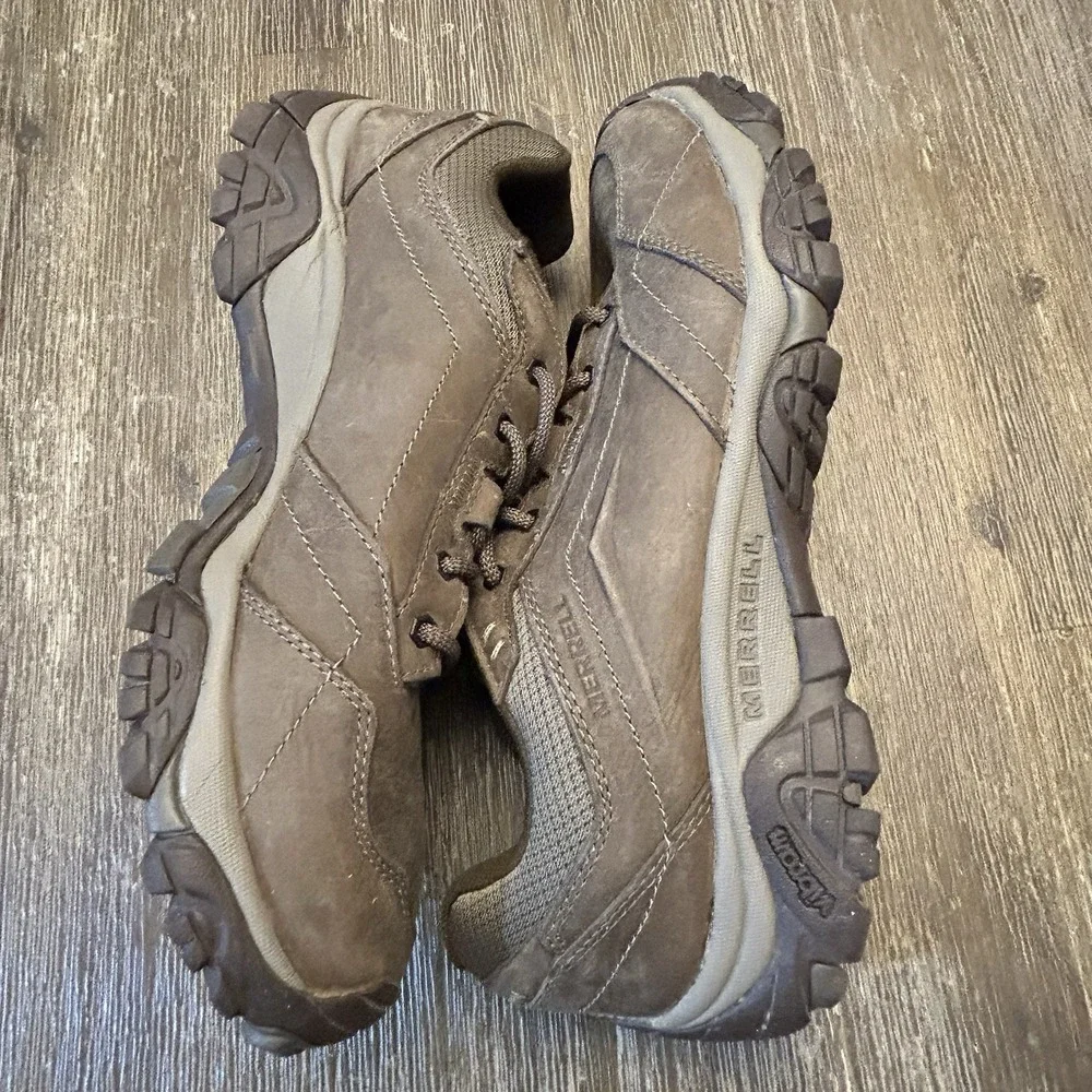 Merrell Boulder J91831 Men's Size 10 Brown Nubuck Leather Hiking Shoes Vibram